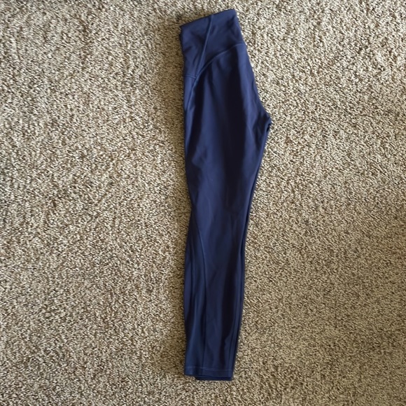 lululemon athletica Pants - Lululemon size 6 leggings
